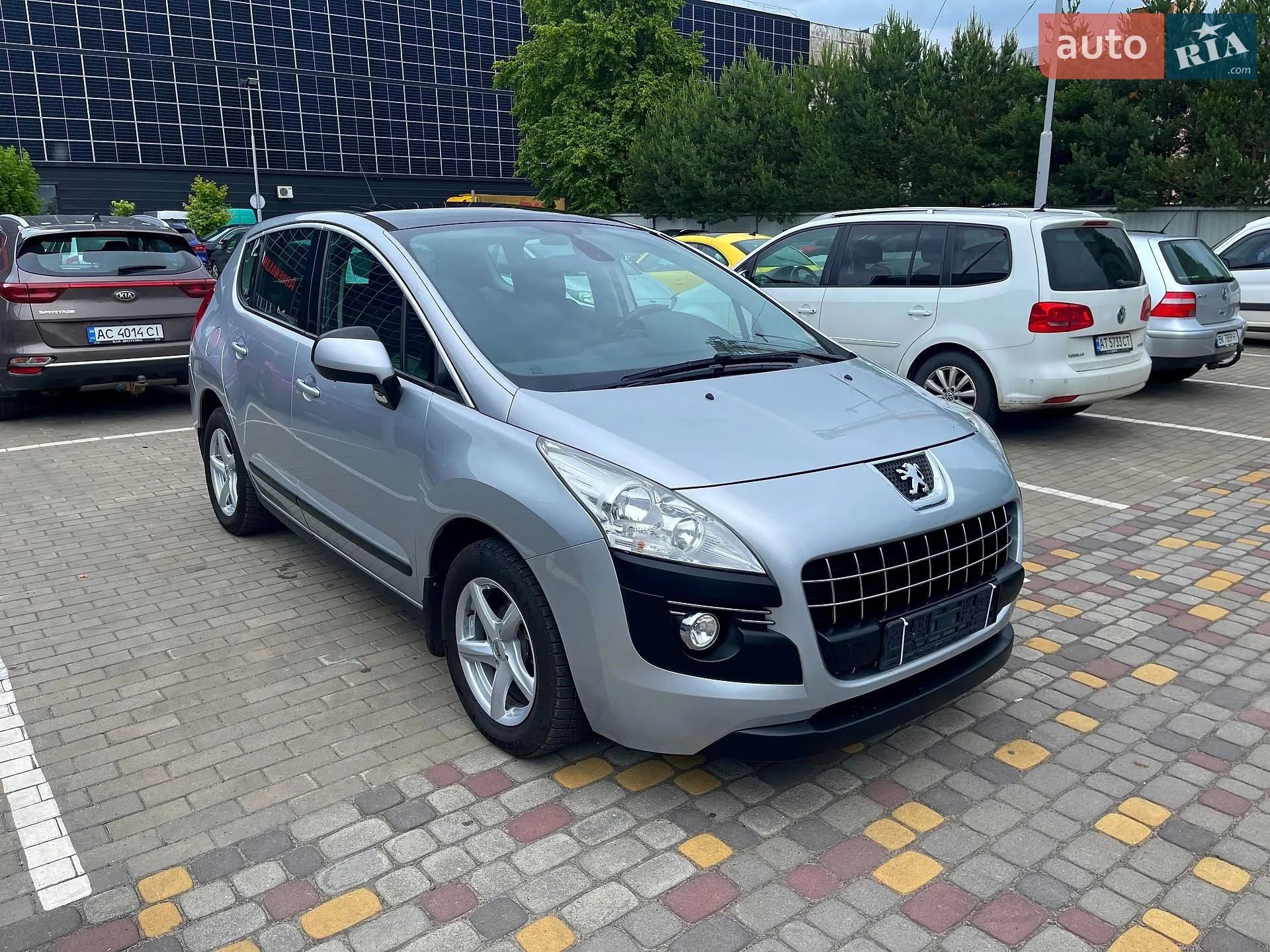 2012 Peugeot 3008 - мініатюра 3