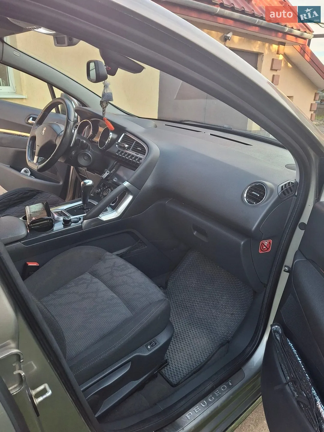 2010 Peugeot 3008 - мініатюра 12