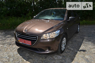 Седан Peugeot 301 2013 в Хмельницком