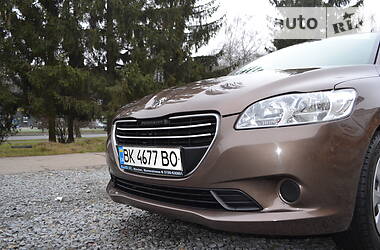 Седан Peugeot 301 2013 в 