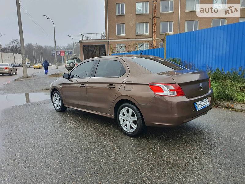 Седан Peugeot 301 2013 в Одессе