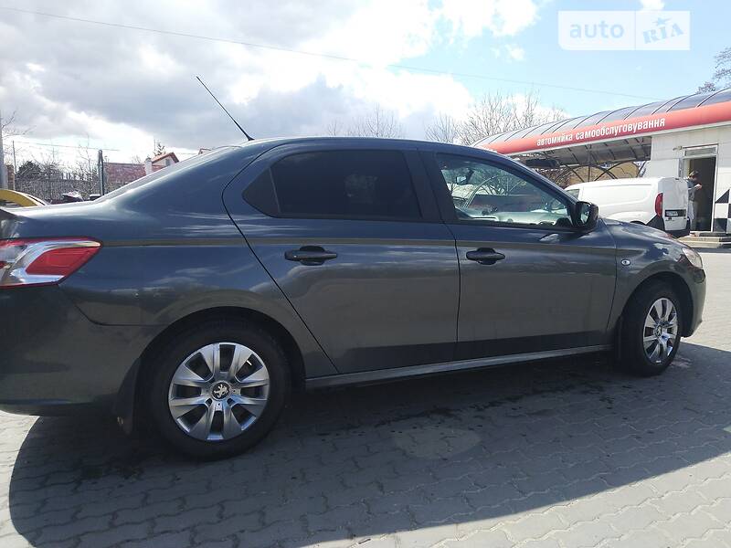 Седан Peugeot 301 2013 в Львові