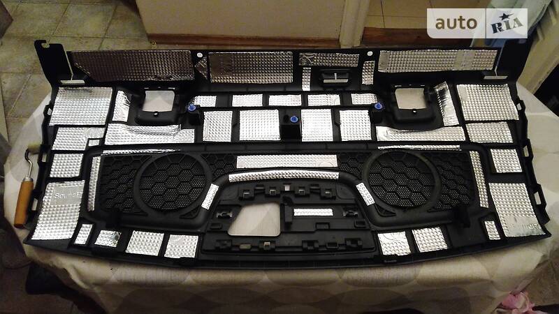 Седан Peugeot 301 2013 в Львові