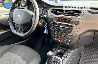 Седан Peugeot 301 2017 в 