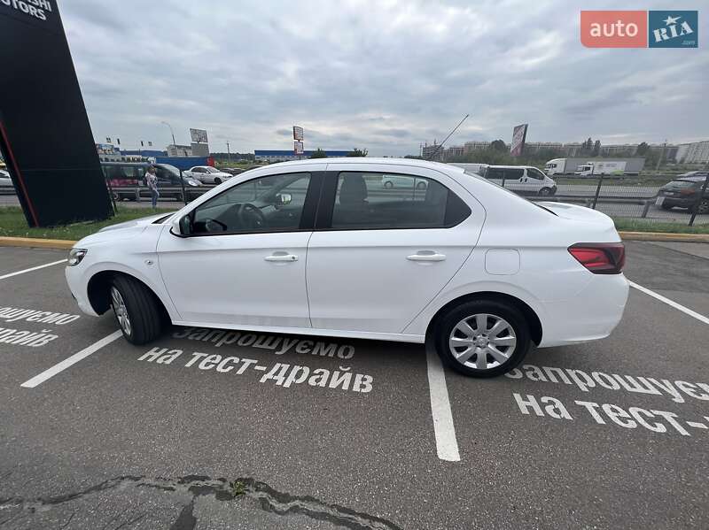 Седан Peugeot 301 2021 в Киеве