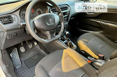 Седан Peugeot 301 2013 в 