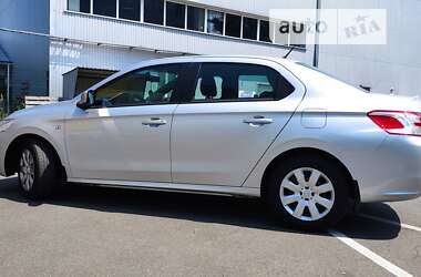 Седан Peugeot 301 2016 в 