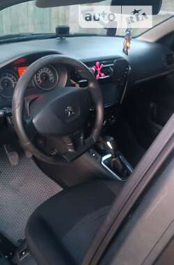 Седан Peugeot 301 2013 в Звенигородке