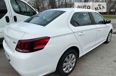 Седан Peugeot 301 2019 в Черновцах