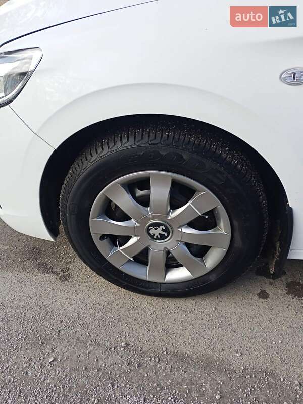 Седан Peugeot 301 2020 в Вінниці