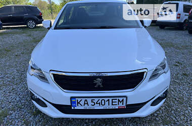 Седан Peugeot 301 2021 в Киеве