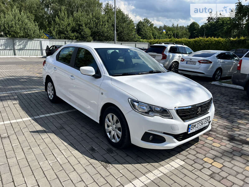 Седан Peugeot 301 2019 в Луцке