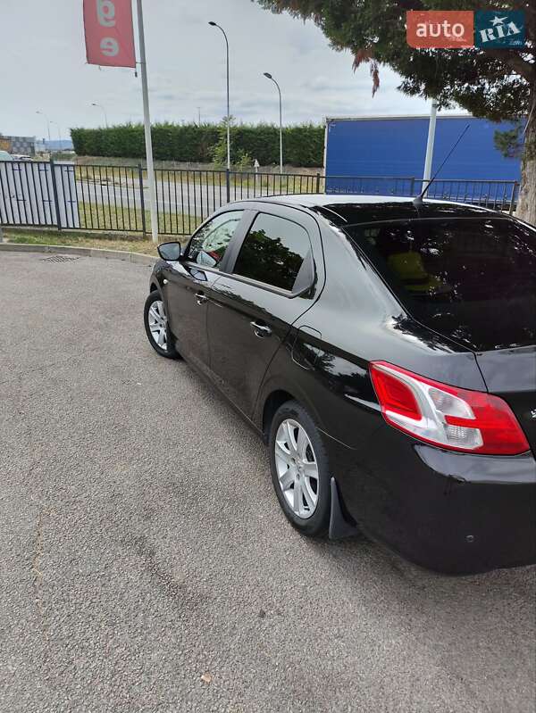 Седан Peugeot 301 2013 в Борщеве