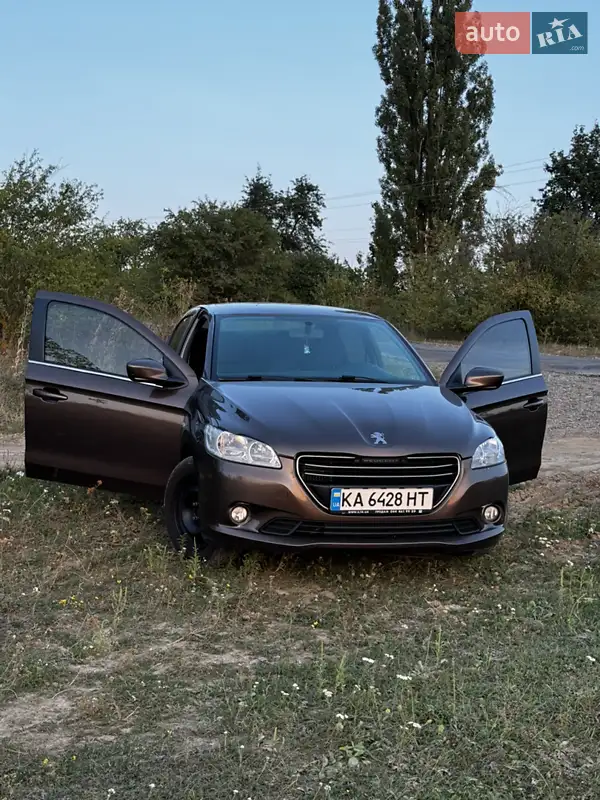 Peugeot 301