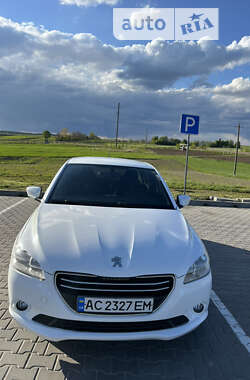 Седан Peugeot 301 2013 в Горохове