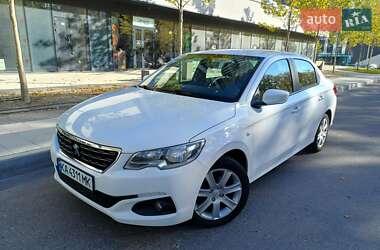 Седан Peugeot 301 2017 в Киеве