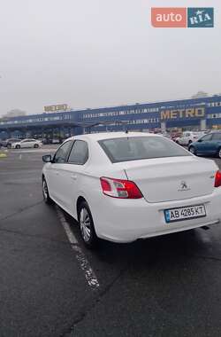 Седан Peugeot 301 2013 в Киеве