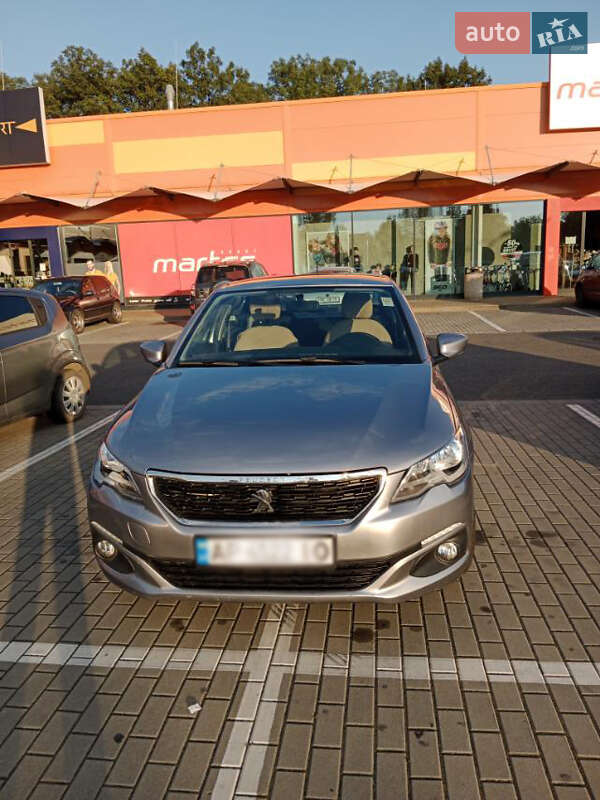 Седан Peugeot 301 2019 в Ірпені