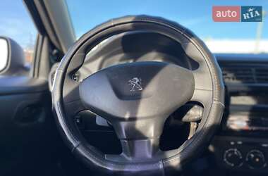 Седан Peugeot 301 2013 в Хмельницькому