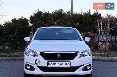 Седан Peugeot 301 2017 в Хмельницком