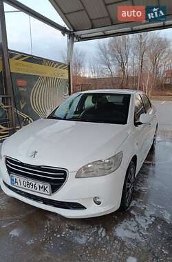 Седан Peugeot 301 2013 в Ірпені