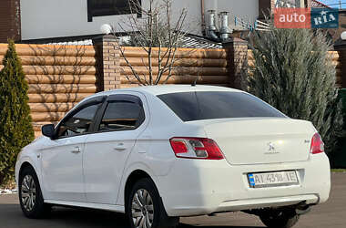 Седан Peugeot 301 2013 в Києві