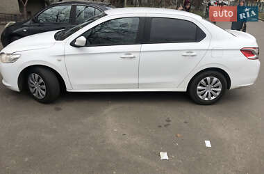 Седан Peugeot 301 2013 в Киеве