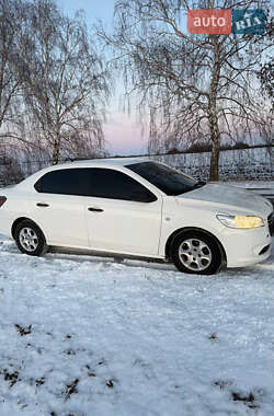 Седан Peugeot 301 2013 в Переяславі