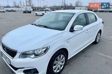 Седан Peugeot 301 2017 в Києві