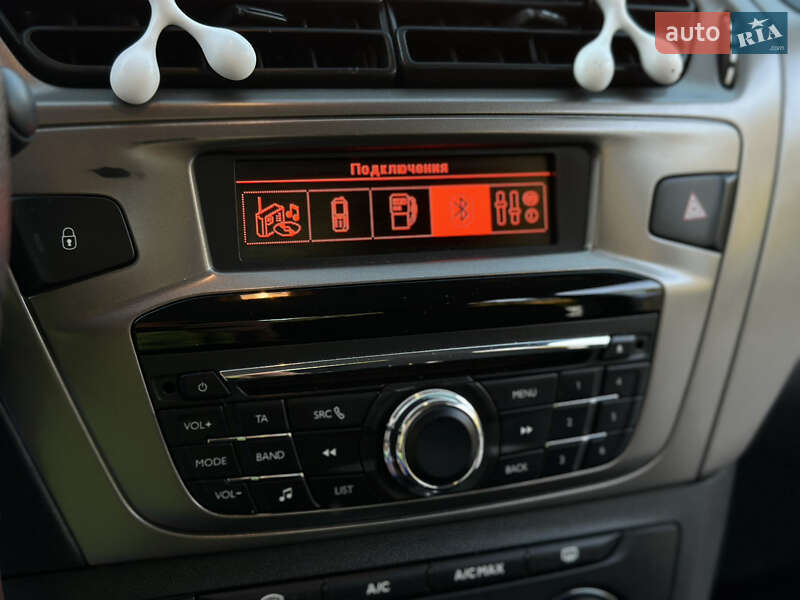 Седан Peugeot 301 2019 в Луцьку