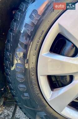 Седан Peugeot 301 2016 в 