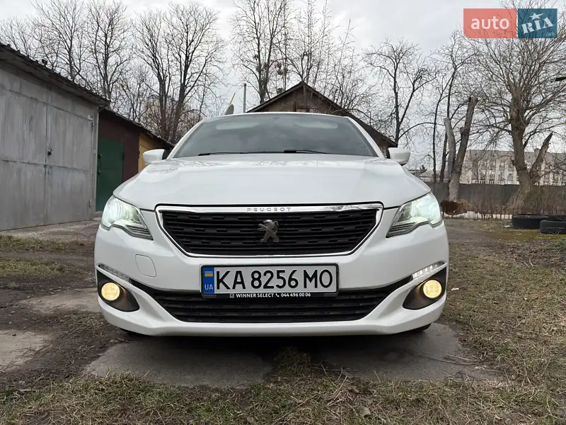 Peugeot 301