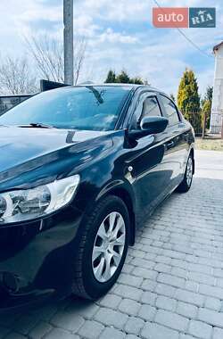 Седан Peugeot 301 2013 в Львові