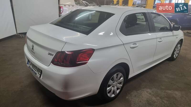 Седан Peugeot 301 2020 в Киеве