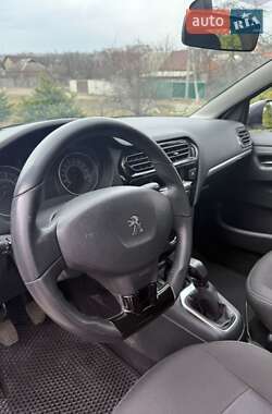 Седан Peugeot 301 2013 в 