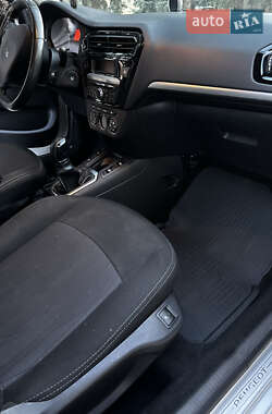 Седан Peugeot 301 2016 в 