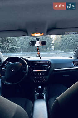 Седан Peugeot 301 2016 в 