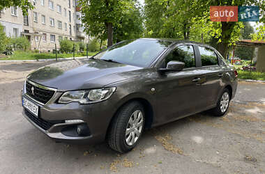 Седан Peugeot 301 2017 в 