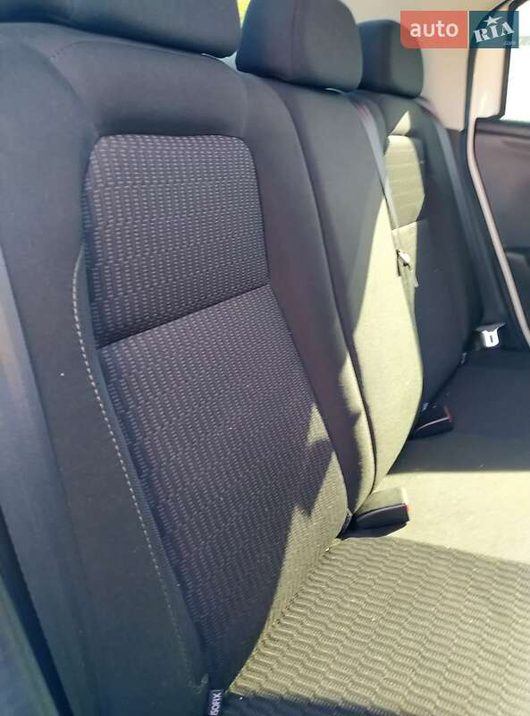 Седан Peugeot 301 2017 в Дніпрі