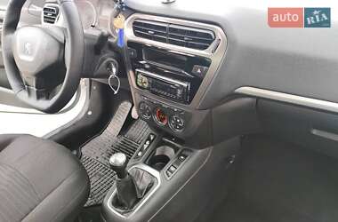 Седан Peugeot 301 2013 в 