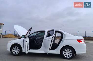 Седан Peugeot 301 2013 в 