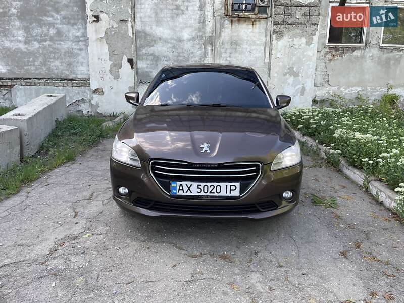 Седан Peugeot 301 2013 в 