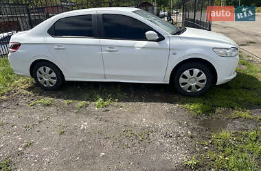 Седан Peugeot 301 2016 в Фастові