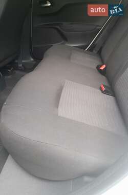 Седан Peugeot 301 2013 в 