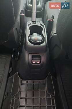 Седан Peugeot 301 2016 в 