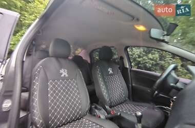 Седан Peugeot 301 2016 в 