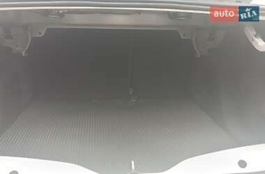 Седан Peugeot 301 2014 в 
