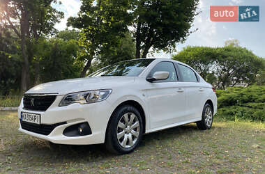 Седан Peugeot 301 2019 в Киеве
