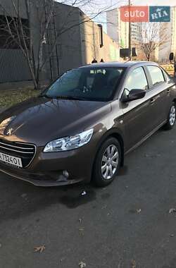 Седан Peugeot 301 2014 в Києві
