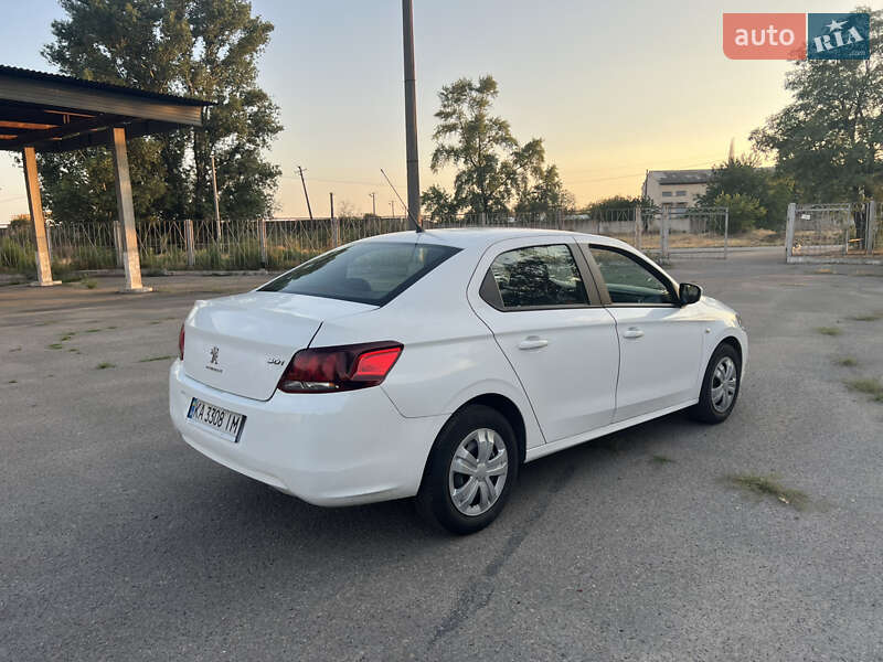 Седан Peugeot 301 2020 в Дніпрі